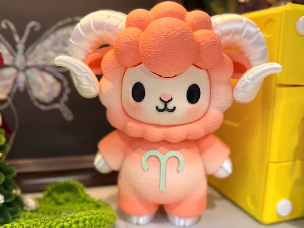 https://makerworld.bblmw.com/makerworld/model/USbc77b810f13593/design/007a25f58d433cdb.jpg
