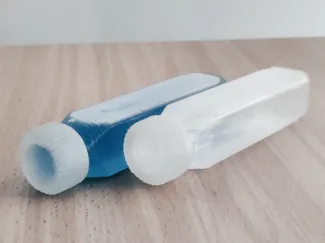Customizable lightweight travel vials