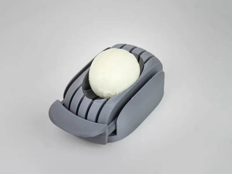 Egg slicer