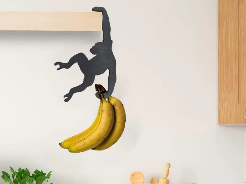 Scimmia porta banane