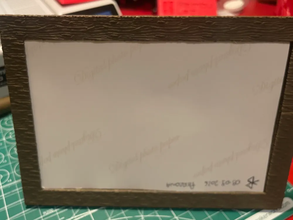 Wood Effect Photo Frame - Free 3D Print Model - MakerWorld