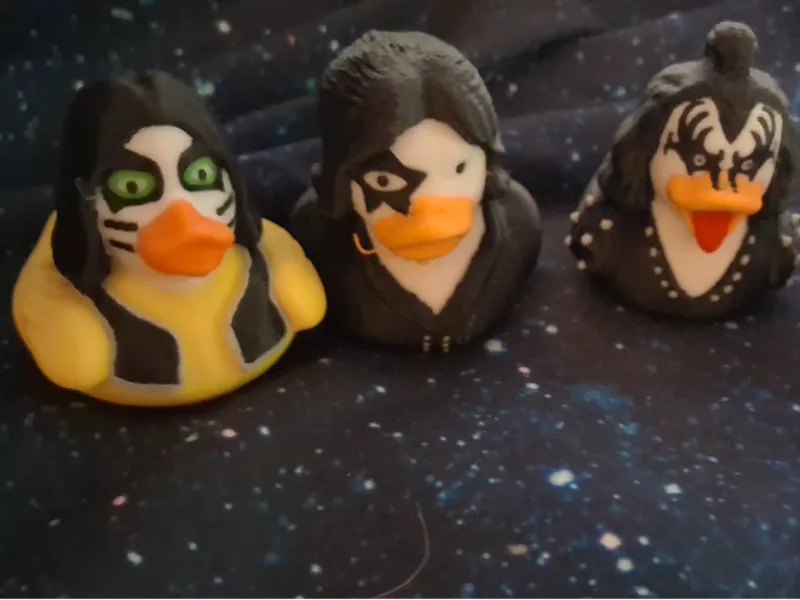 Kiss Rubber Ducky's
