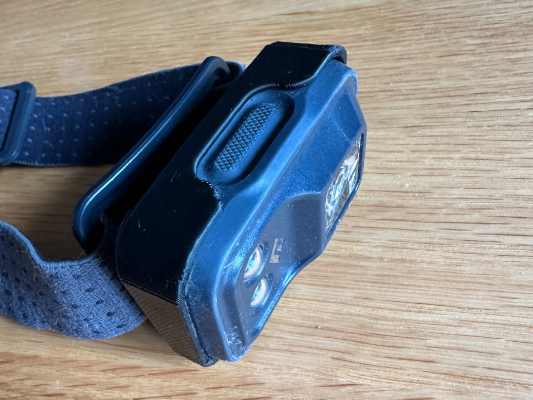 Replacement latch for Black Diamond headlamp
