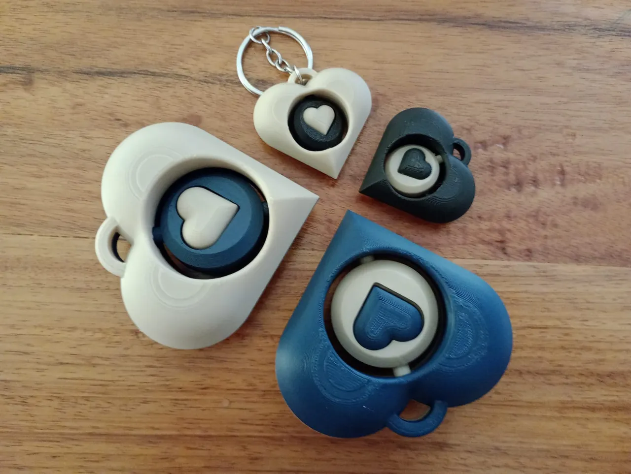 Heart Spin Keychain Fidget view 4