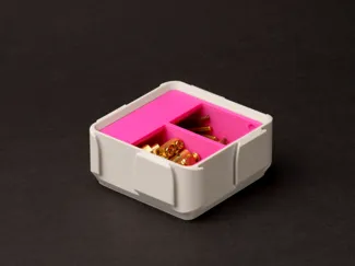 Split screw tray for BinLink system