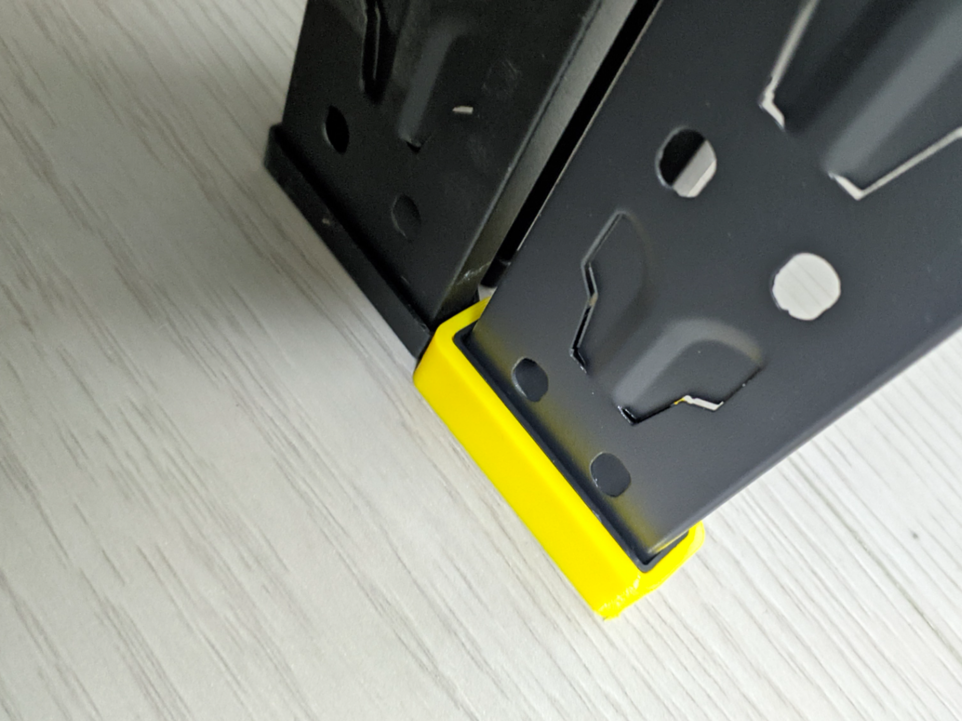 Miniatura 1 do modelo 3D 货架立柱脚垫货架调平脚垫可调高度