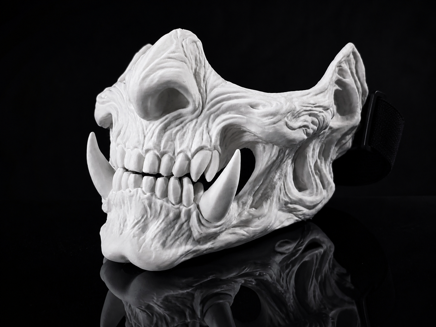 Tusked Skull Mask – Stylized Horror Mask