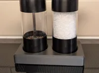Two slots. 0.2mm layer, 2 walls, 7% infill