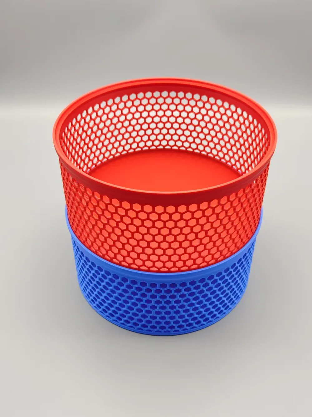 Hollow Stackable Round Storage Box - Material Saving and Sturdy by ...