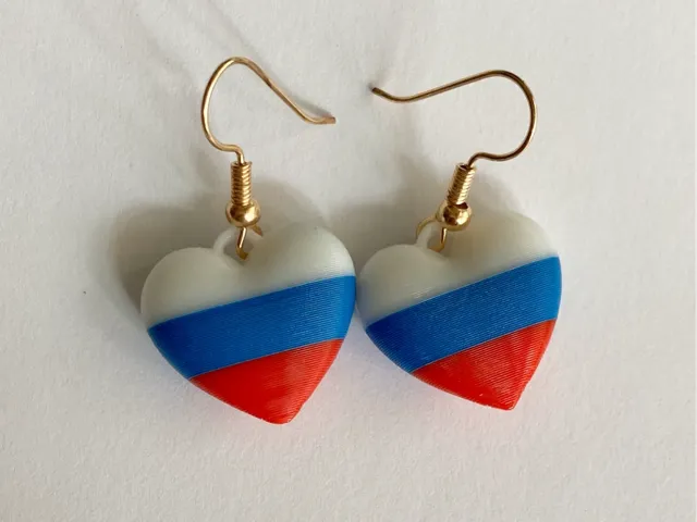 Three-color heart shaped earrings