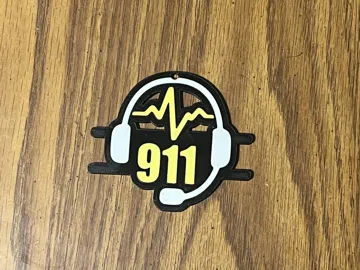 Accesorio para sujetar ligas de cabello: 911 Dispatcher Hair Tie Holder — vista de referencia 3