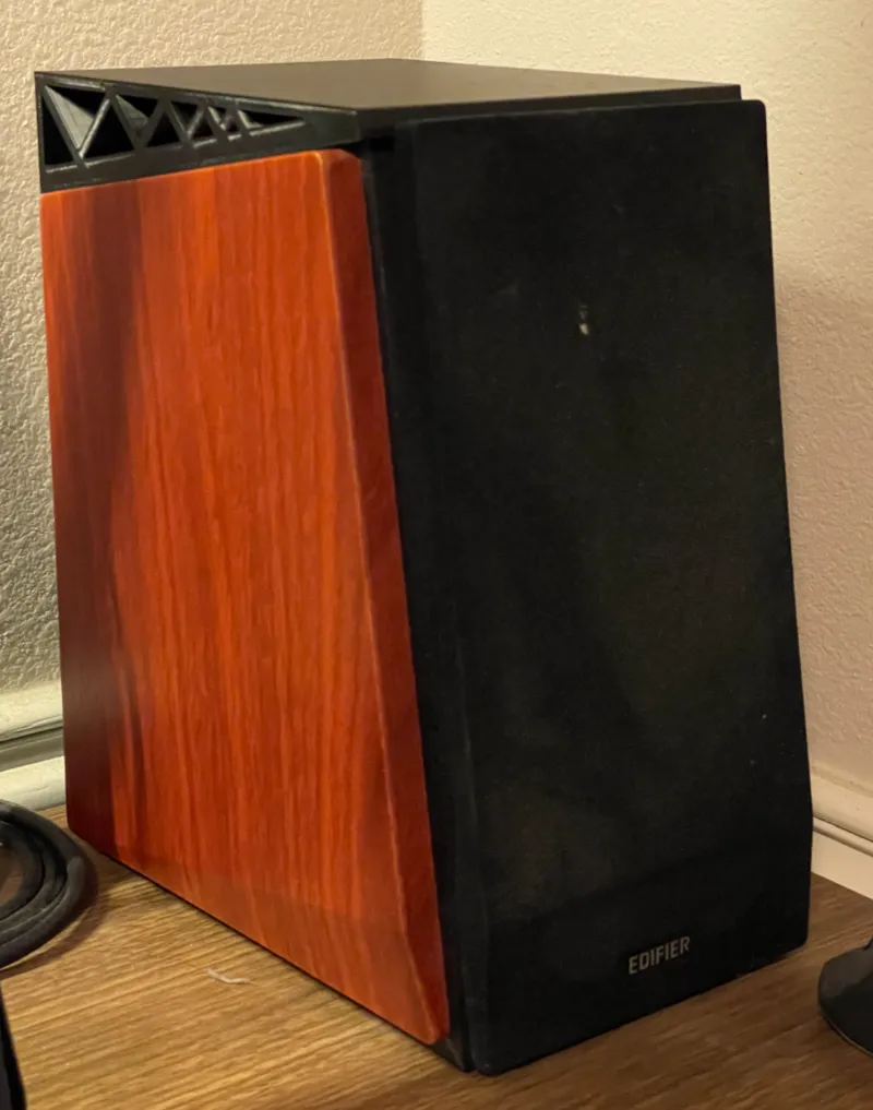 Shelf for Edifier R1700BT Speakers