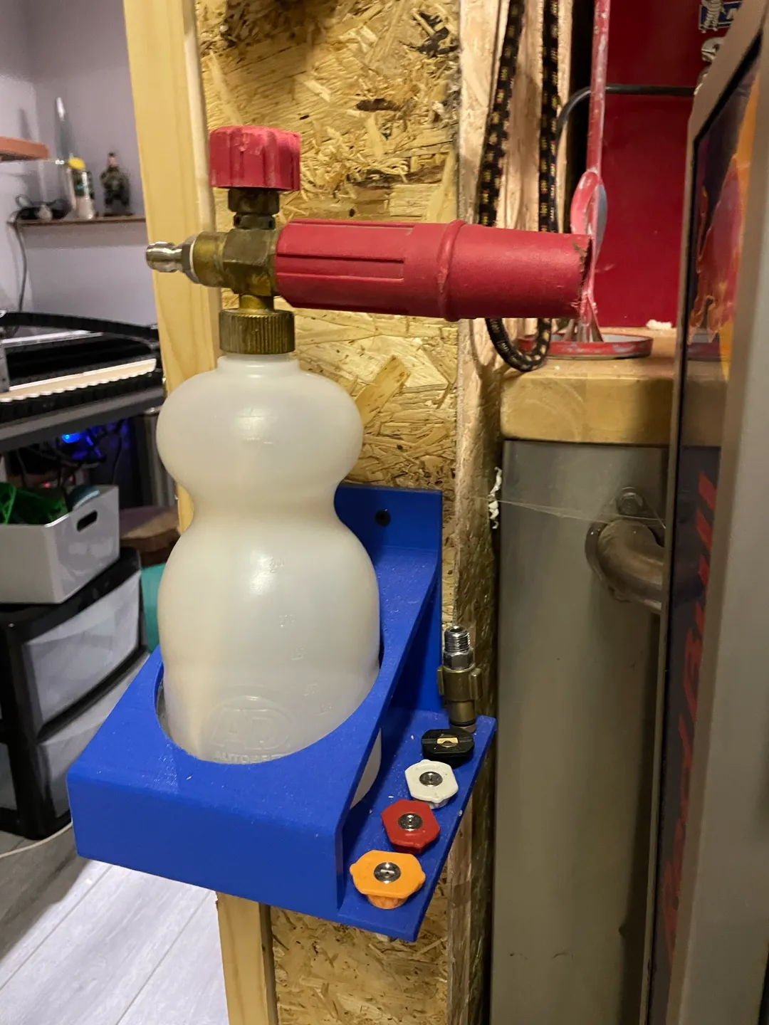 Support bouteille de snow foam et embouts