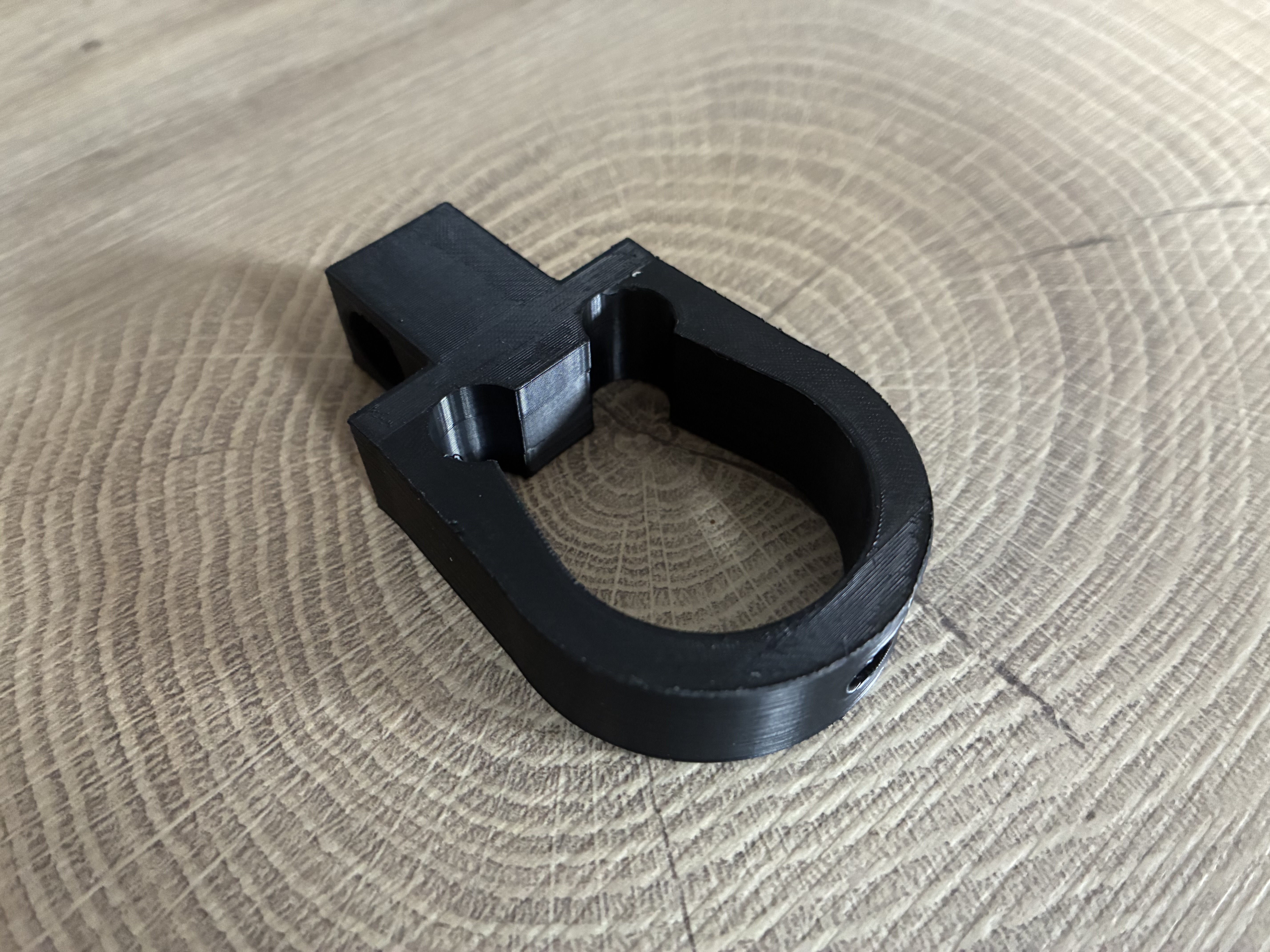 Miniatura 2 do modelo 3D Linearmotor Halterung 