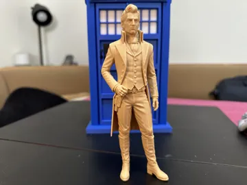 Figura decorativa: Rogue – Jonathan Groff Doctor Who Figure 1:10 — vista de referencia 5