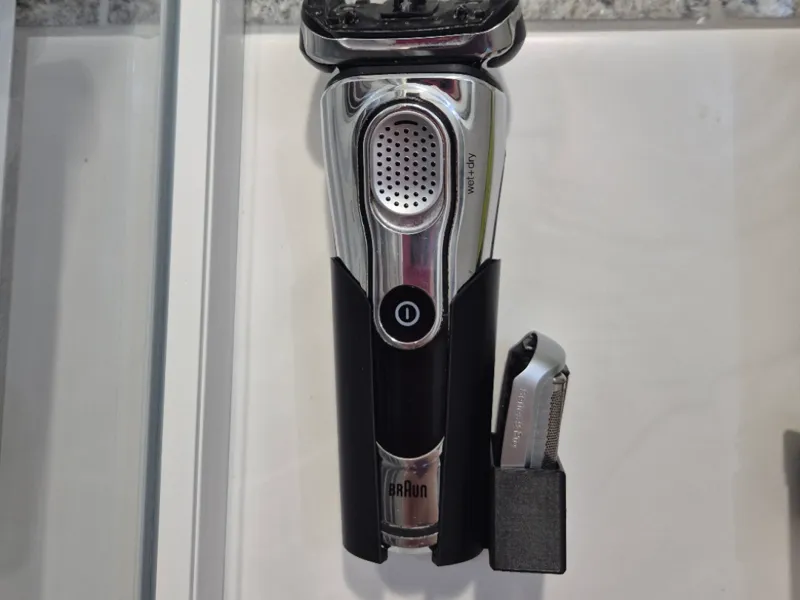 Wandhalter Braun Series 9 pro