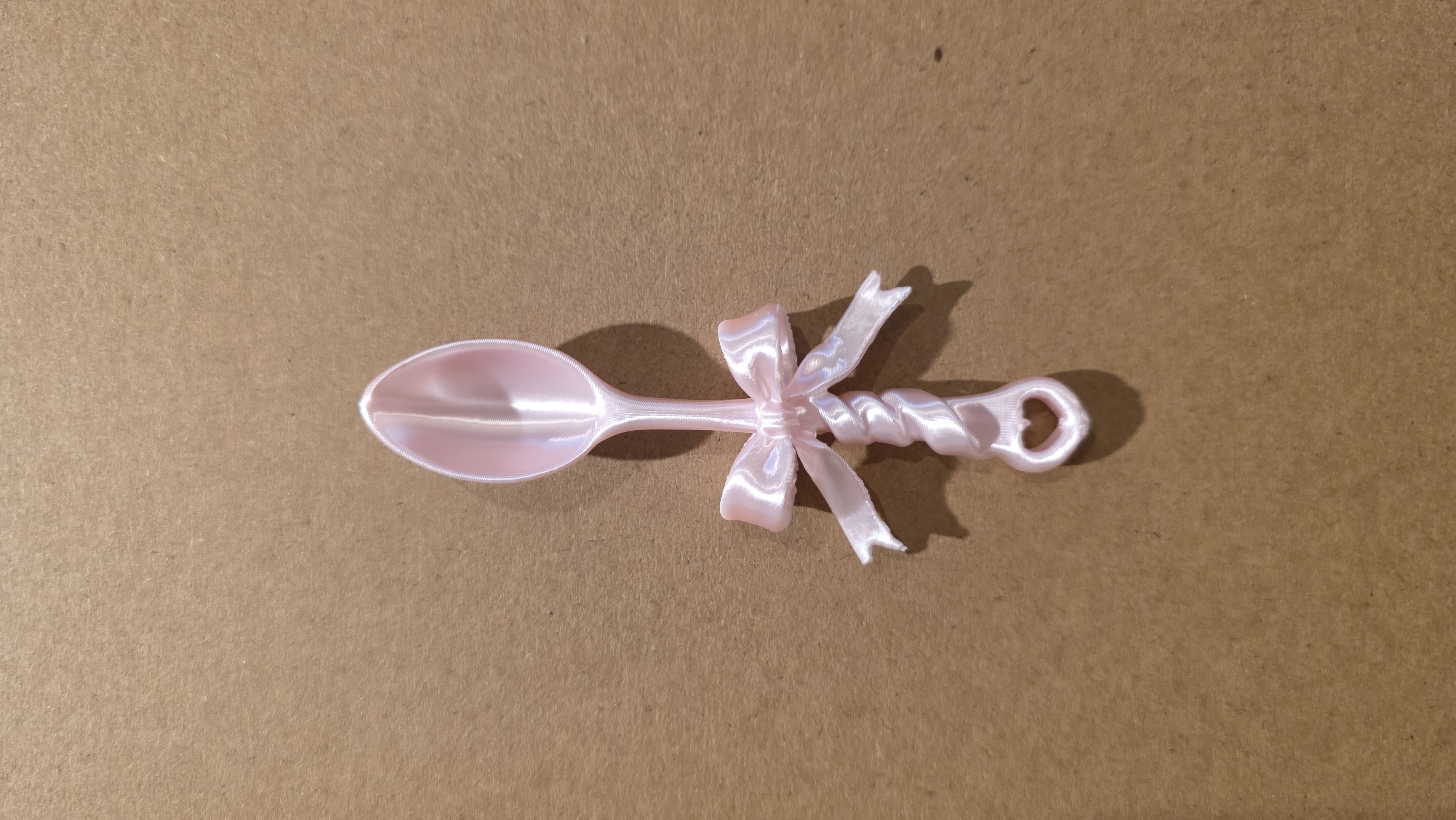 Miniatura 4 do modelo 3D 蝴蝶结勺子2.0，拼豆勺