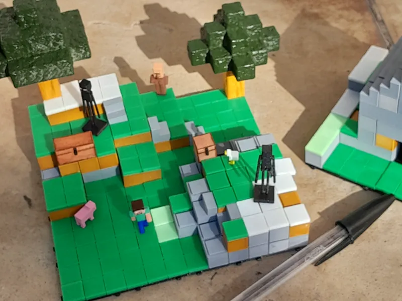 Tiny Minecraft construction kit