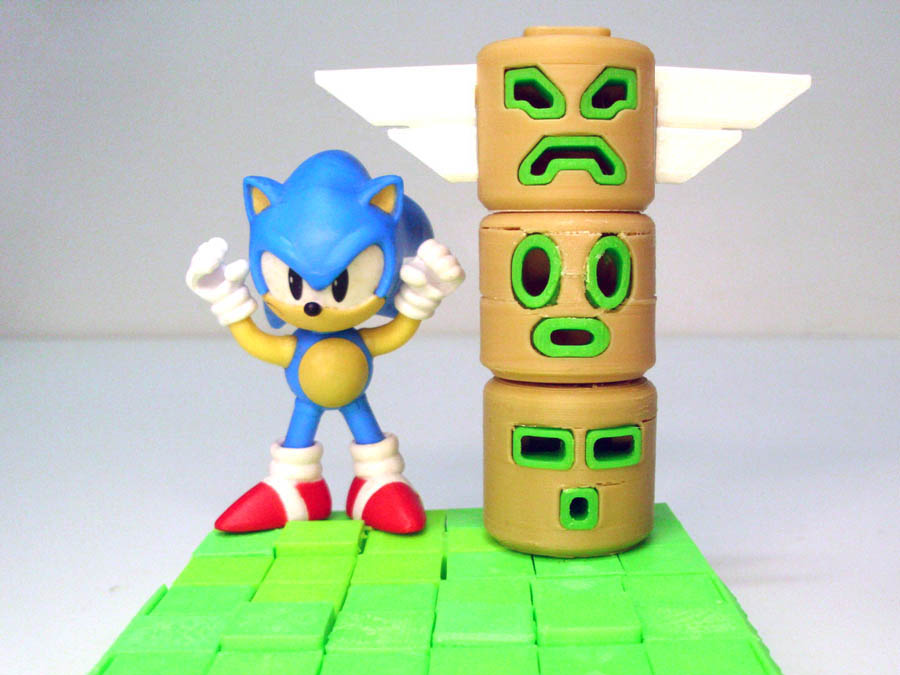 Sonic Level Totem Pole