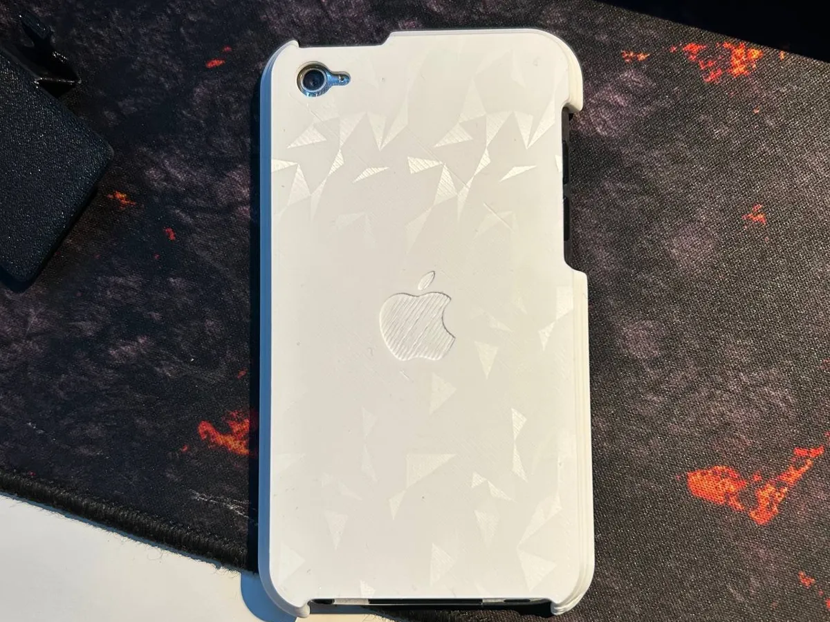 Coque iPod touch 4e génération — logo Apple