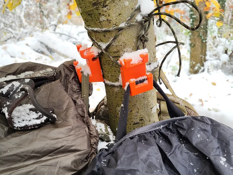Backpack Hanger - Outdoor / for Tree