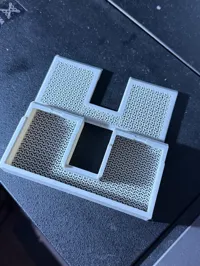 0.2mm layer, 7 walls, 26% infill Gyroid