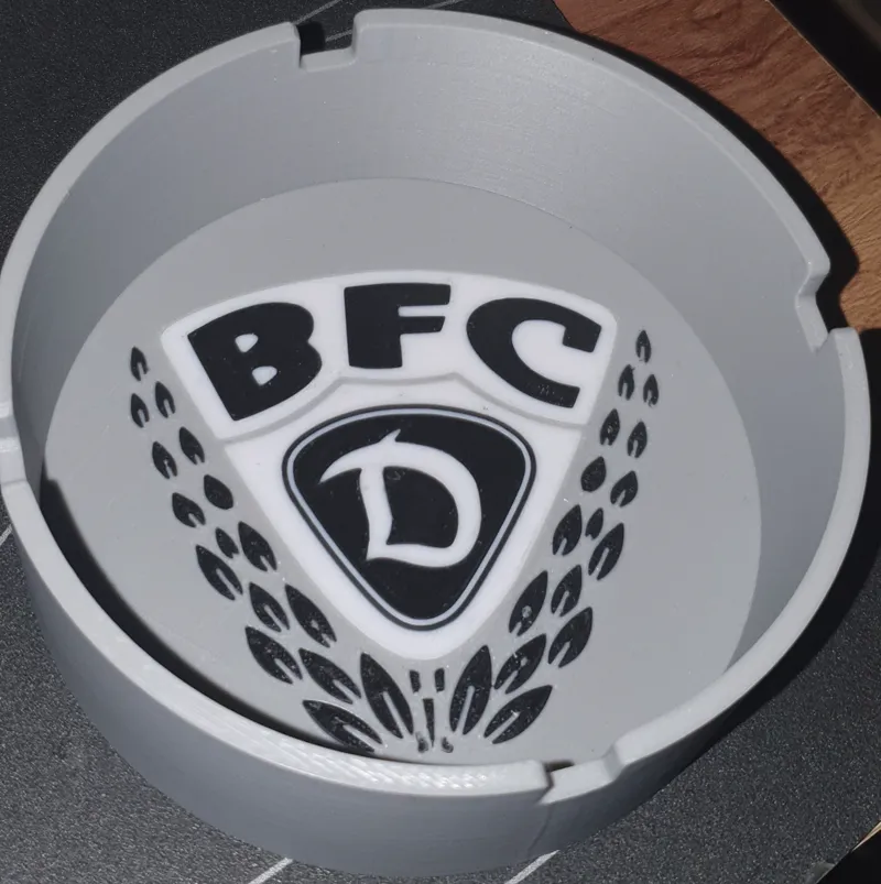 Aschenbecher BFC