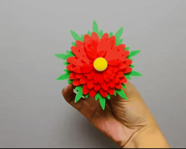 Miniatura 1 do modelo 3D 旋转富贵花