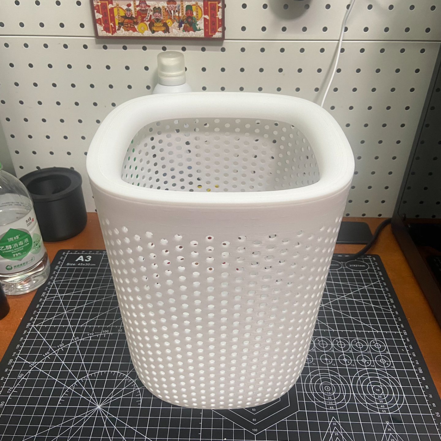 Miniatura 2 do modelo 3D 网格垃圾桶