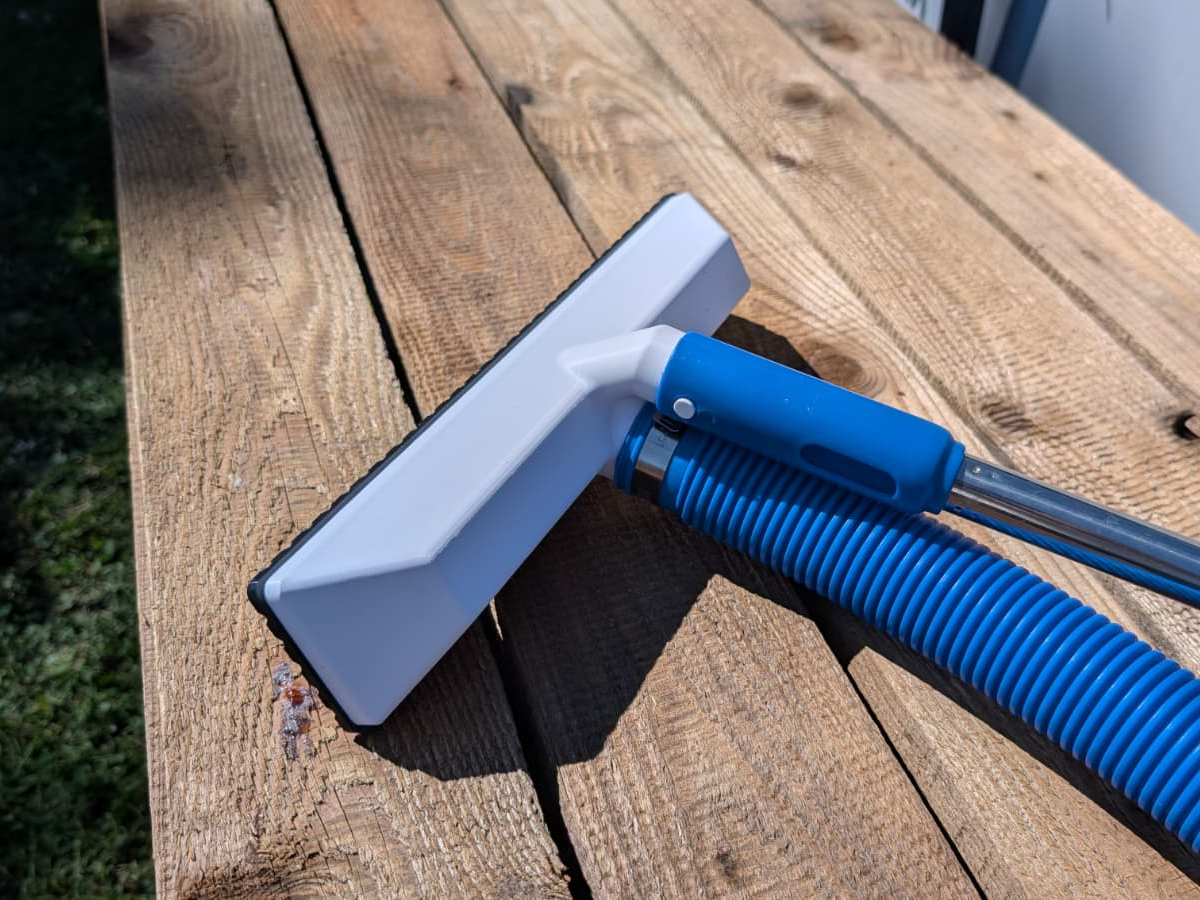 Pool Bodensauger mit TPU Lippe - 2 Versionen - 1