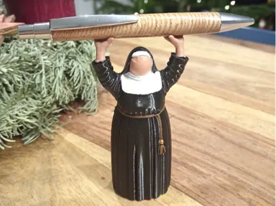 Nun Pen Holder