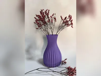 Ripple Curve Vase