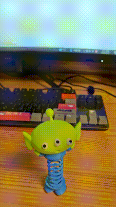 Miniatura 1 do modelo 3D 三眼仔弹簧乐