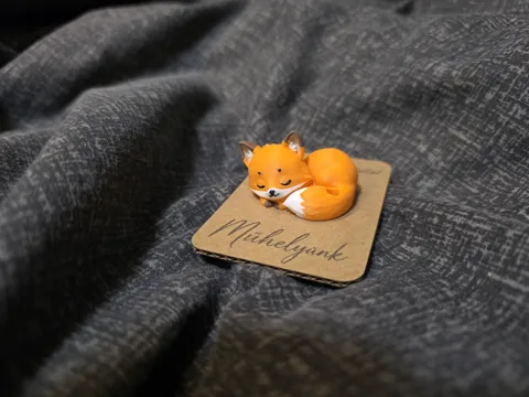 Fox Keychain view 3
