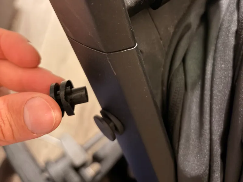 Thule Sunshade Mount Clip