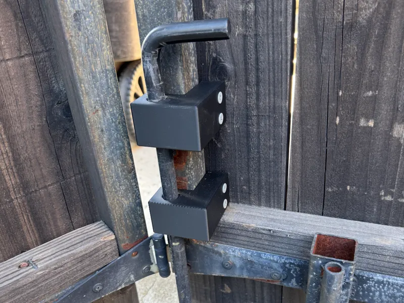 Cane Bolt Bracket