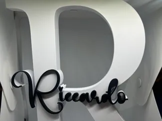 R Riccardo