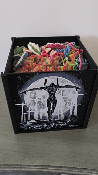 Hueforge Candy Dispenser