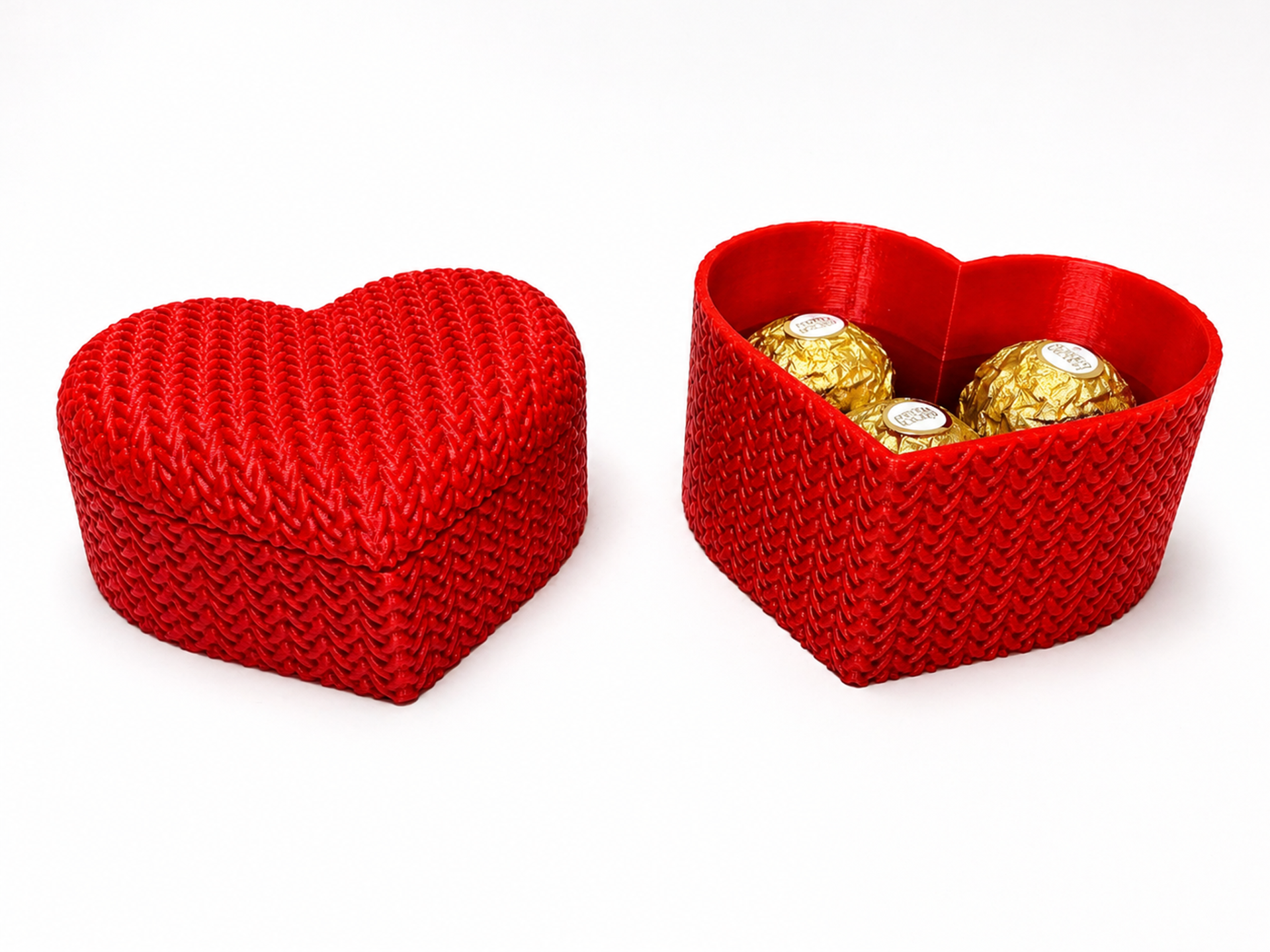 Knitted Heart Box