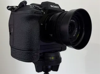 Sony A1ii/A9iii  extender with airtag/arca support