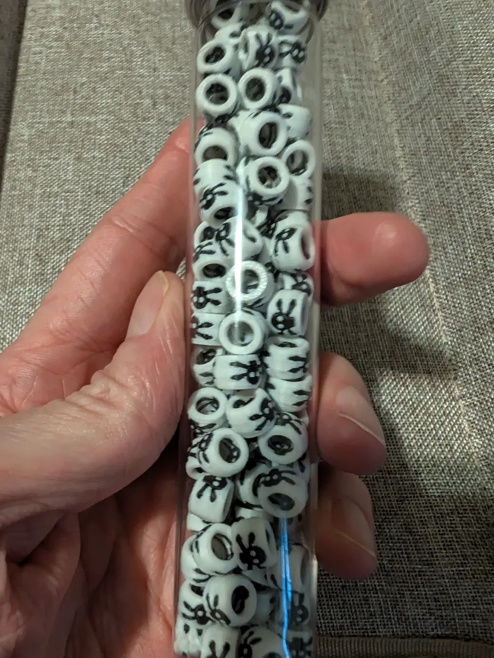 Designing Bone Skull and cross bone pony bead - Free 3D Print Model - MakerWorld