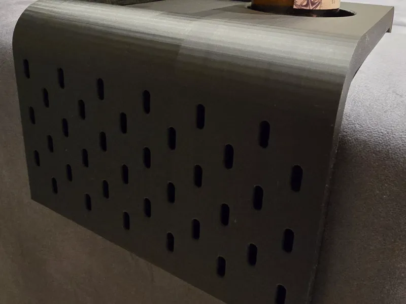 Couch Organizer Getränkeablage mit Skadis Funktion