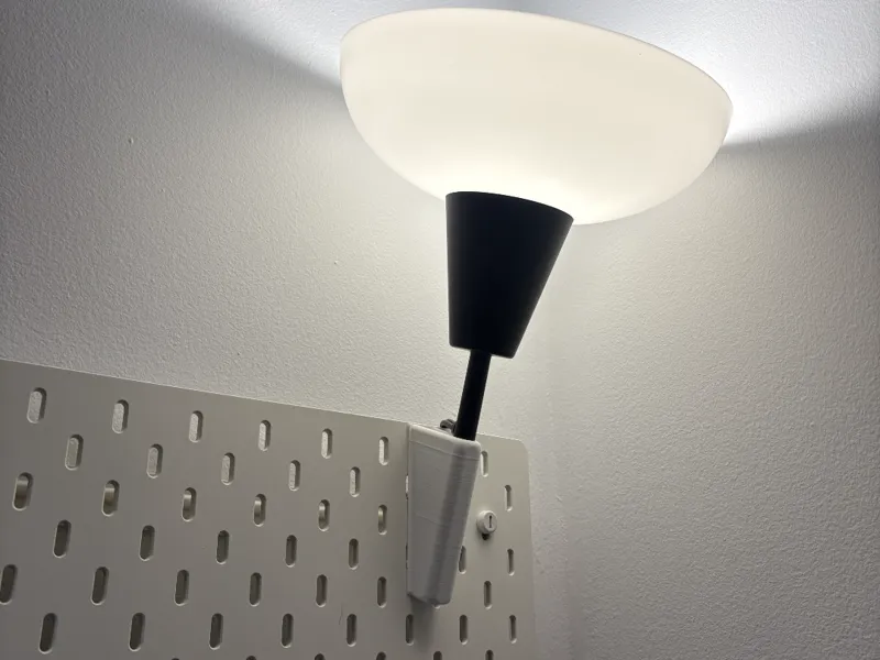 SKADIS - Support lampe IKEA TÅGARP x SKADIS