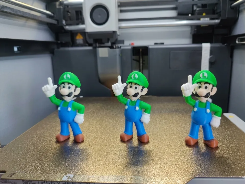 luigi super mario keychain - Free 3D Print Model - MakerWorld