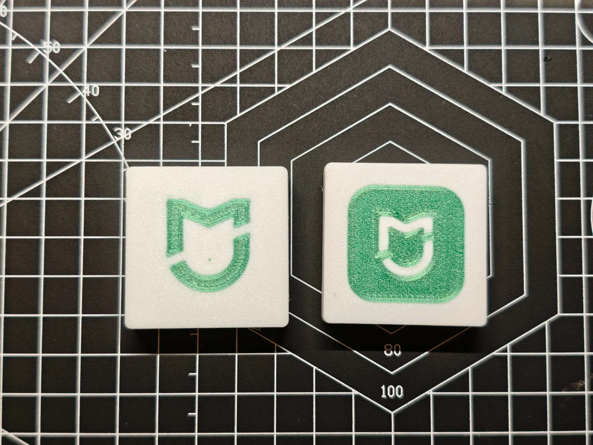 Miniatura 2 do modelo 3D 小米温湿度计2无屏版外壳