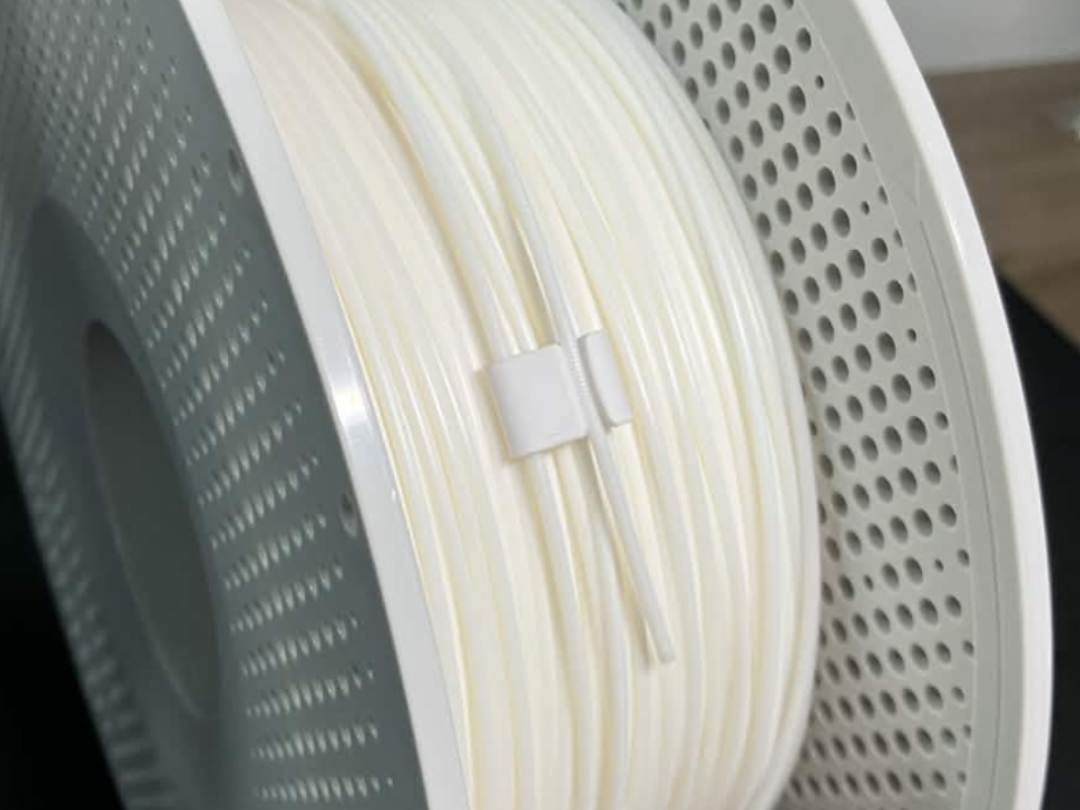 Low Profile Filament Clip (old, check new one)