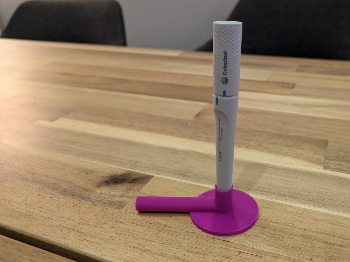 Halterung für Coloplast Luja Female Einmalkatheter