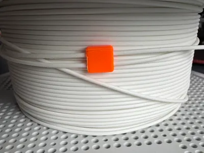 Simple filament clip