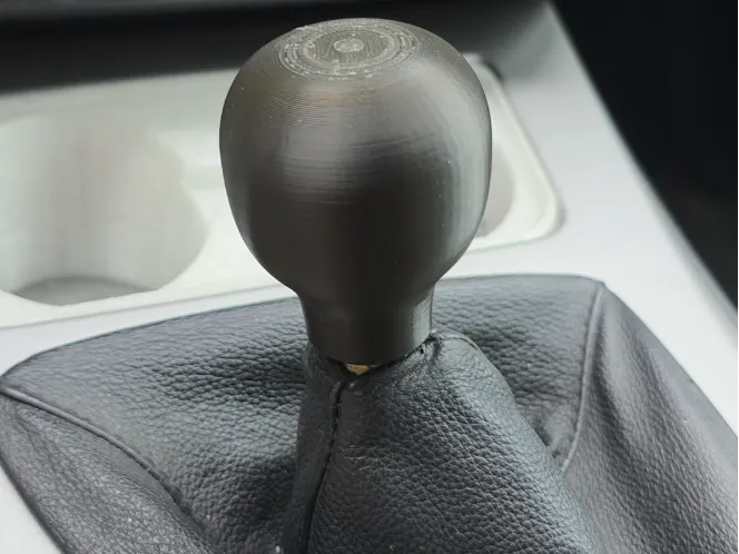 BMW E90/E91/E92 shift knob