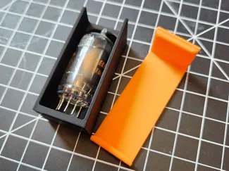 Tube storage box for 12AU7 6n3p or 5670 396A